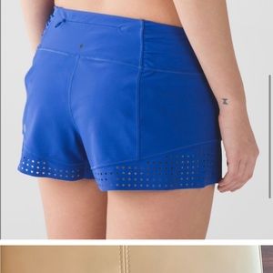 Lululemon stride to tide blue shorts